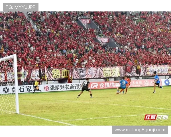 湘超足球联赛新赛季开启 多支实力球队角逐冠军宝座